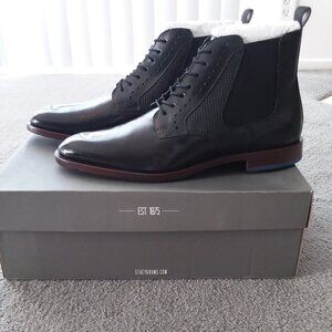 Stacy Adams Men's boot, new, size 9